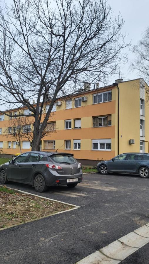 Vinkovci 1 Apartamento Exterior foto